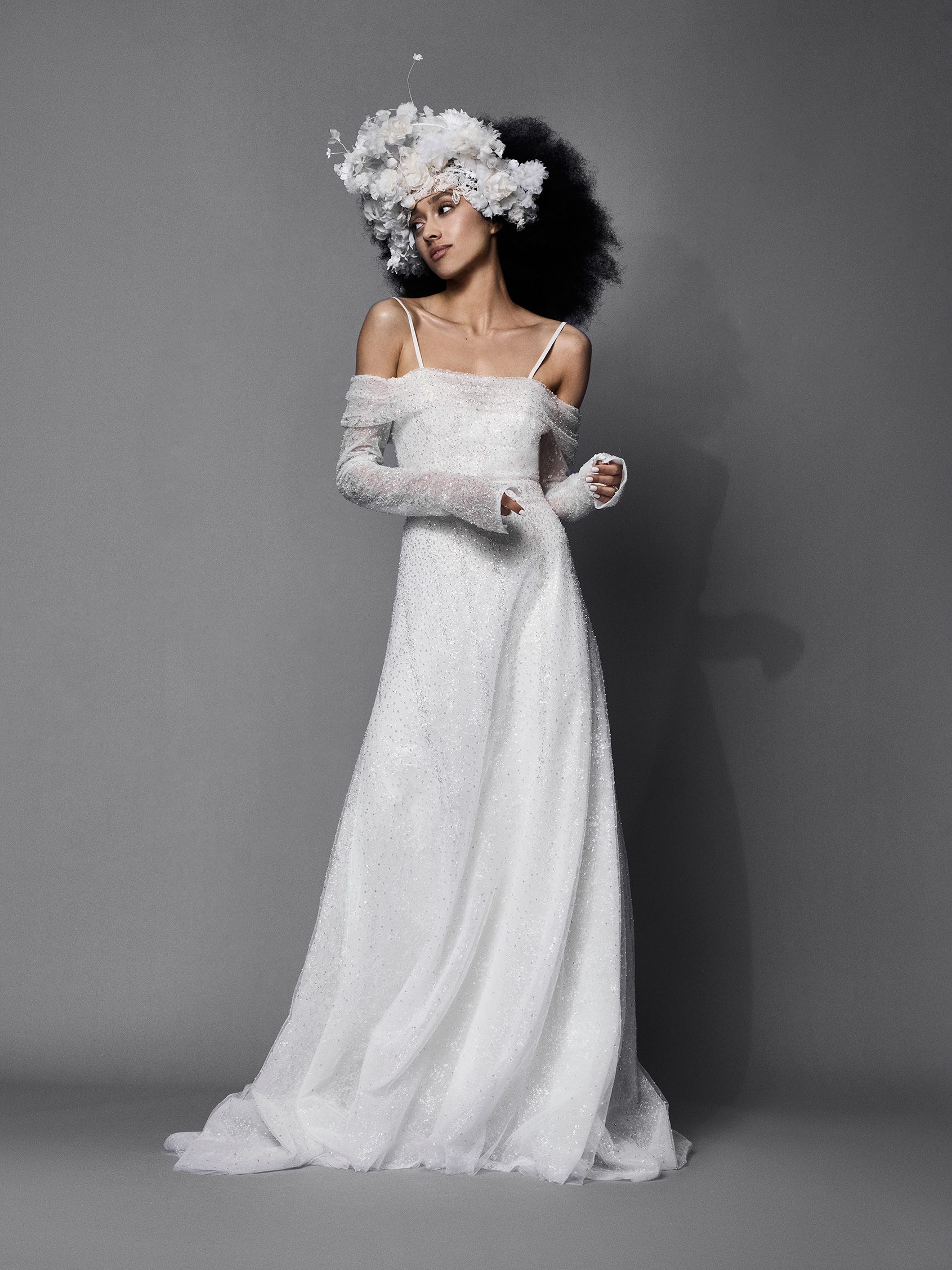 14 Classy and Ultra-Feminine Wedding Gowns For Modern Brides - Praise  Wedding
